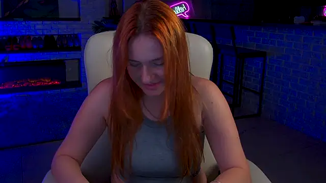 Snapshot of LisaElfy chatting on 09.23.25 LisaElfy online show from 09.23.25