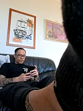 mileflav0r online show from 04.14.26