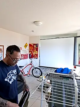 mileflav0r online show from 04.16.26