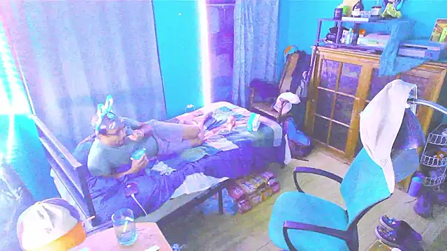        the online show from 03.05.26