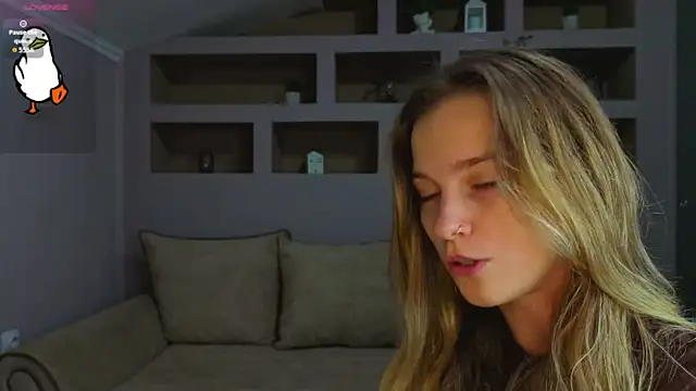 LinaCristonsen online show from 10.14.25