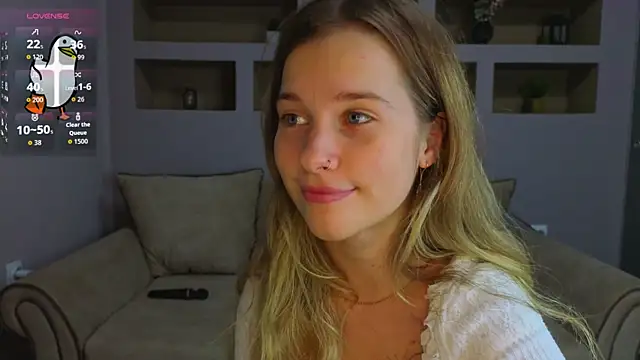 LinaCristonsen online show from 10.19.25