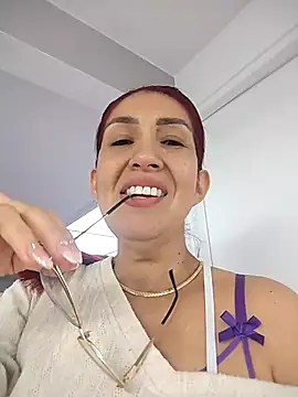 Perla Franco online show from 10.16.25