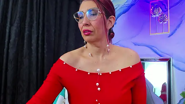 Snapshot of Perla_Franco chatting on 02.26.26 Perla Franco online show from 02.26.26