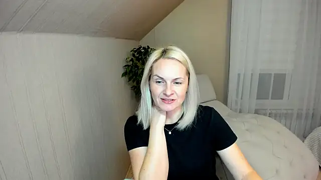 Alicee Gracee online show from 12.23.24