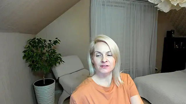 Alicee Gracee online show from 01.10.25