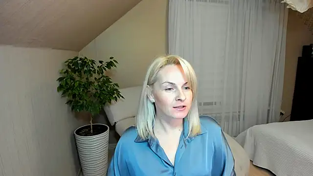 Alicee Gracee online show from 01.12.25