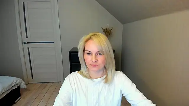 Alicee Gracee online show from 02.23.25