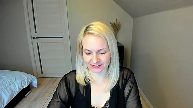Alicee Gracee online show from 03.18.25