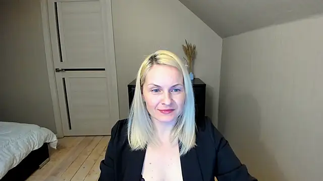 Alicee Gracee online show from 03.19.25