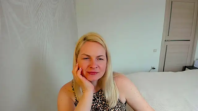 Alicee Gracee online show from 03.27.26