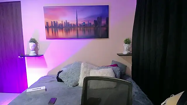 cristal-evanns online show from 12.23.24