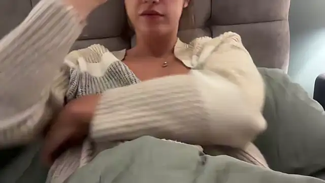 LustfulLuna  online show from 01.14.25