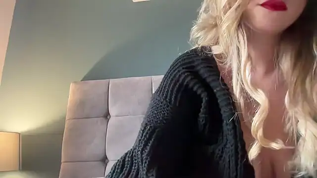 LustfulLuna  online show from 02.07.25