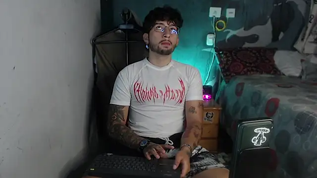 Dereck Dickson online show from 11.12.25