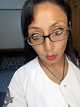 Lucy Chery online show from 10.21.25