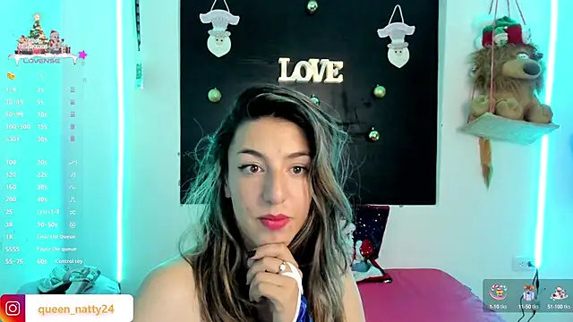 Snapshot of queen-natty chatting on 12.17.24 queen-natty online show from 12.17.24