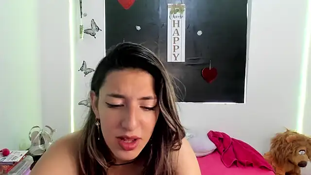 Snapshot of queen-natty chatting on 03.18.25 queen-natty online show from 03.18.25