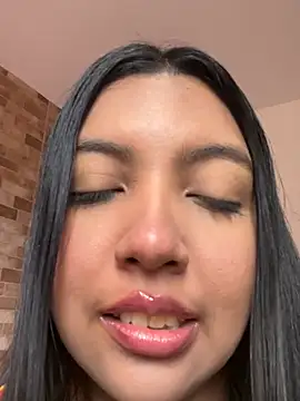 nicole fisherr online show from 07.07.26