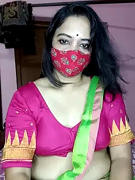 Snapshot of Lexi_Baby_ chatting on 10.18.25 Lexi Baby online show from 10.18.25