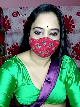 Snapshot of Lexi_Baby_ chatting on 12.19.25 Lexi Baby online show from 12.19.25