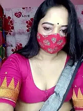 Snapshot of Lexi_Baby_ chatting on 12.20.25 Lexi Baby online show from 12.20.25