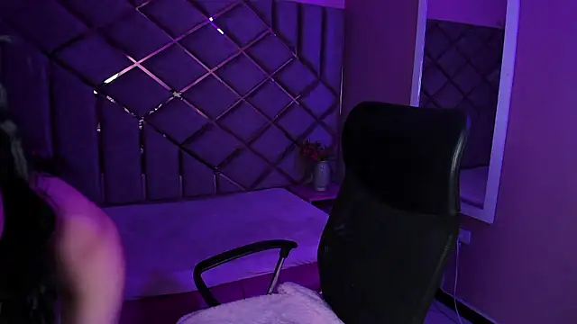 Poly Sasha  online show from 01.17.26