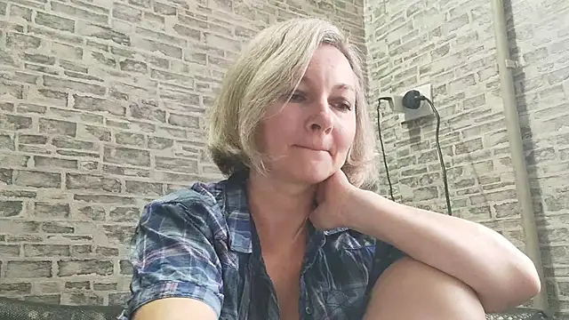 EdithManning online show from 01.08.25