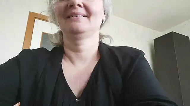 EdithManning online show from 05.16.26