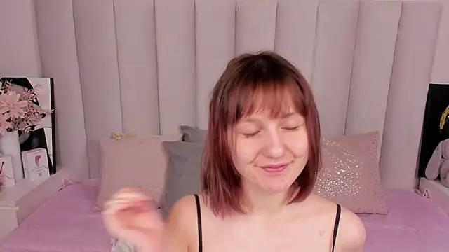 MiaKarlos online show from 04.13.26