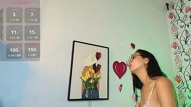 lucia brown online show from 02.15.25