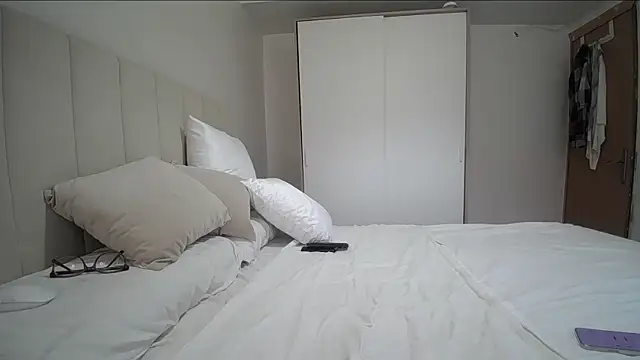 Snapshot of arielfreedomsex chatting on 10.08.25 arielfreedomsex online show from 10.08.25