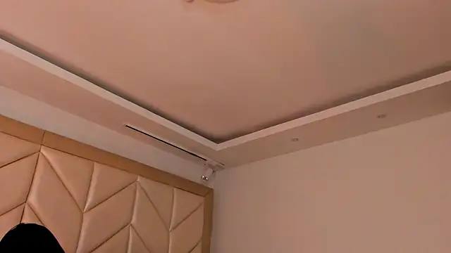 LunaWarner online show from 04.13.26