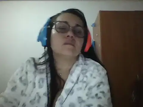 gaby0075 online show from 12.10.24