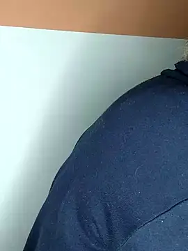 Kasandra Ho online show from 01.18.25