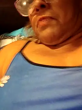 Kasandra Ho online show from 03.10.25