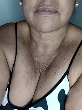 Kasandra Ho online show from 03.11.25