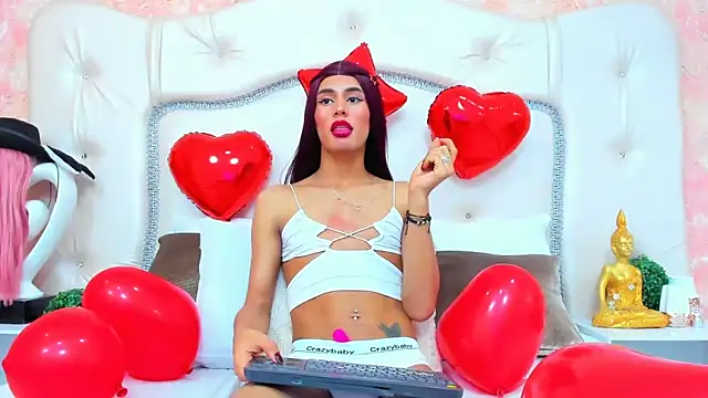 NahomiWhitel online show from 02.17.25