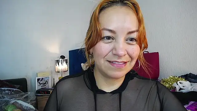 Snapshot of Delilah_Belmont chatting on 12.08.24 Delilah Belmont online show from 12.08.24