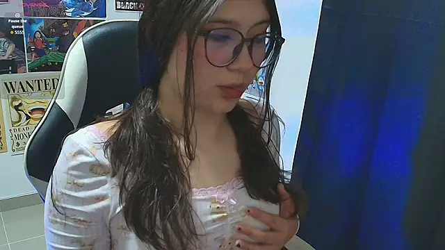 Snapshot of Andromeda_blue__ chatting on 10.14.25 Andromeda blue online show from 10.14.25