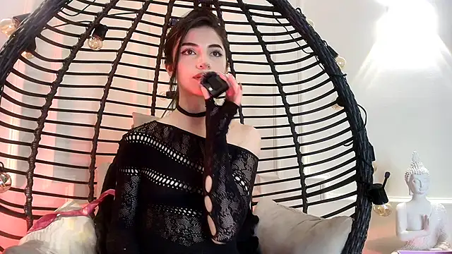 Megga Bluee online show from 02.06.25