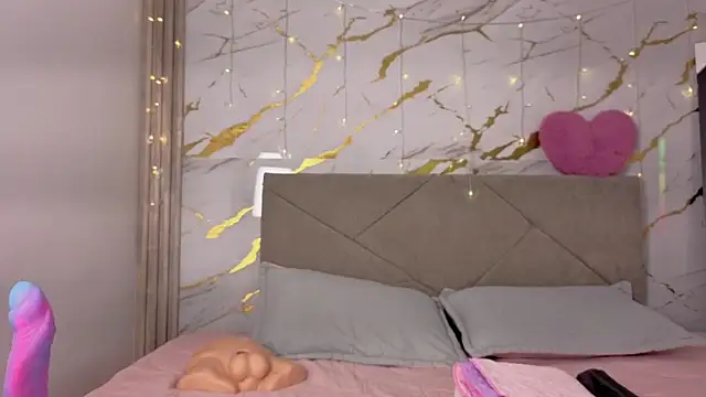 agatha 97  online show from 02.19.26