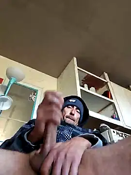 Snapshot of Pumpndeep chatting on 01.16.25 Pumpndeep online show from 01.16.25