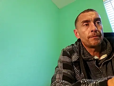 Snapshot of Pumpndeep chatting on 01.29.25 Pumpndeep online show from 01.29.25