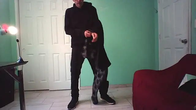 Snapshot of Pumpndeep chatting on 03.10.25 Pumpndeep online show from 03.10.25