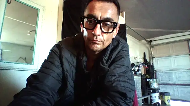 Snapshot of Pumpndeep chatting on 10.01.25 Pumpndeep online show from 10.01.25