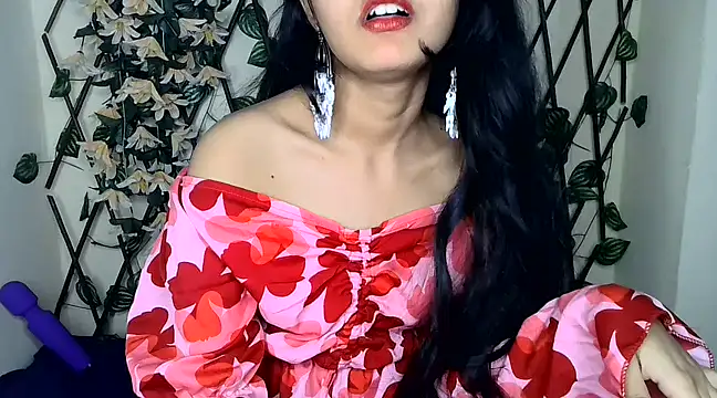 SUZY FROMUS online show from 02.15.25