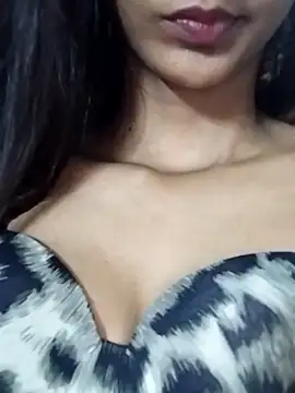Aaliya Love online show from 09.18.25