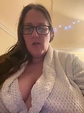 Snapshot of Foxy_Evie40XO chatting on 12.01.24 Foxy Evie40XO online show from 12.01.24