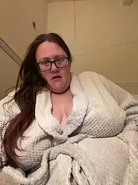 Snapshot of Foxy_Evie40XO chatting on 01.13.25 Foxy Evie40XO online show from 01.13.25